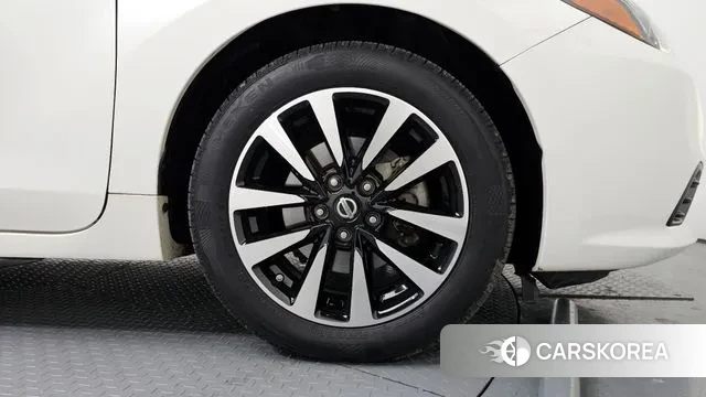 Nissan Altima id 3713952 из Кореи 15