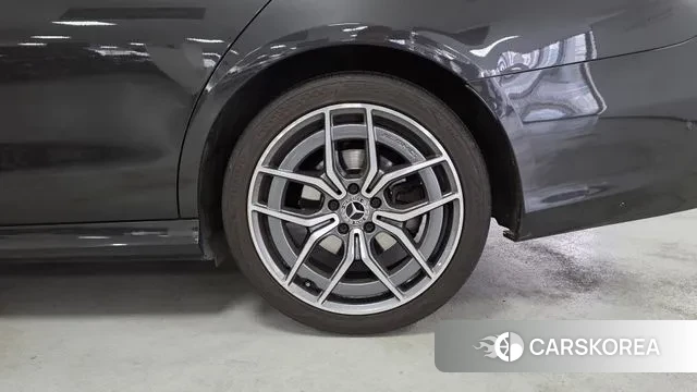 Mercedes-Benz E-Class W213 id 3713253 из Кореи 12