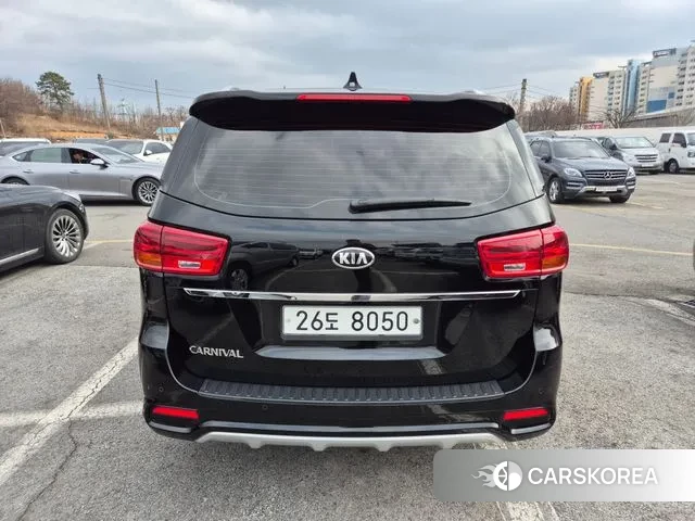 Kia The New Carnival id 2961686 из Кореи 15