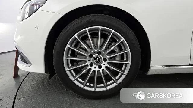 Mercedes-Benz E-Class W213 id 3650881 из Кореи 15