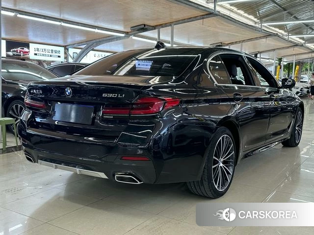 BMW 5 series 2022 Черный из Китая, фото 5