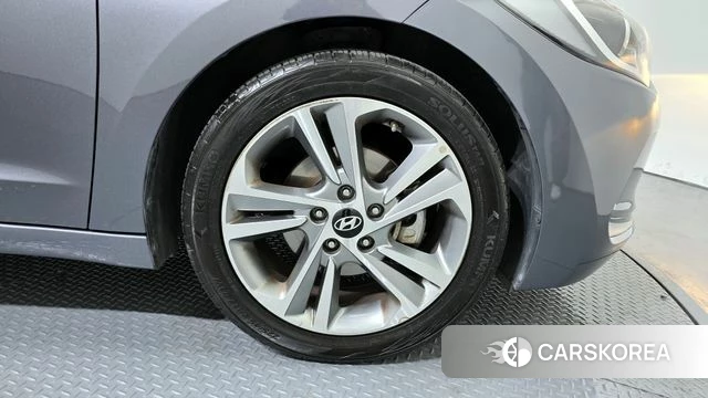 Hyundai Avante AD id 3834981 из Кореи 15