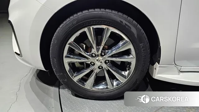 Kia The New Carnival id 3000289 из Кореи 15