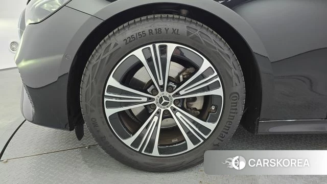 Mercedes-Benz E-Class W214 id 4612484 из Кореи 15