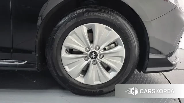 Hyundai Sonata New Rise Hybrid id 3171385 из Кореи 15