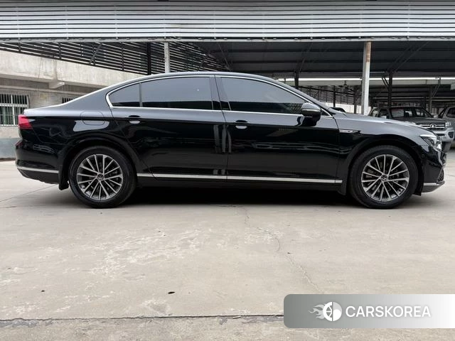 Volkswagen Magotan id 4210605 из Китая 13