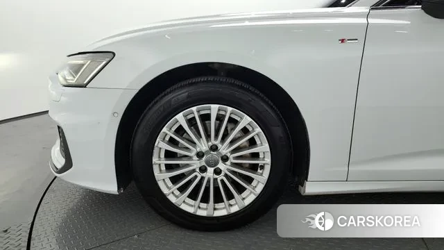 Audi A6 (C8) id 3004116 из Кореи 15