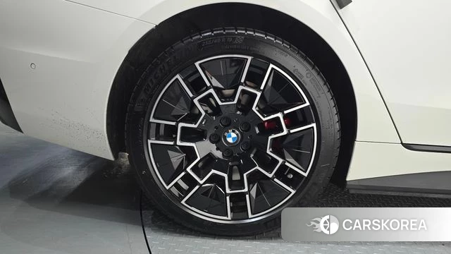 BMW i4 id 4584076 из Кореи 26