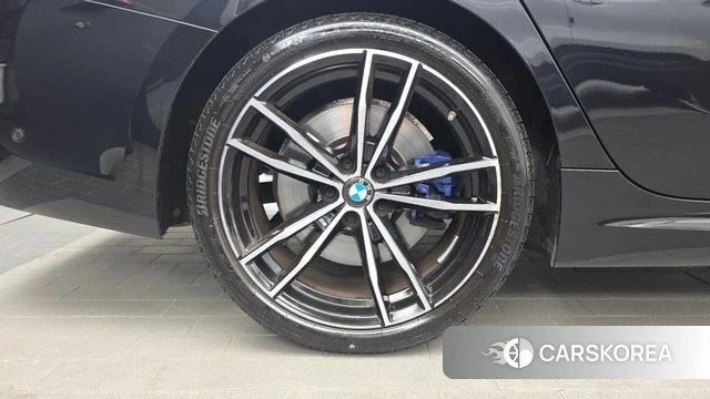 BMW 3 Series (G20) id 4670851 из Кореи 25