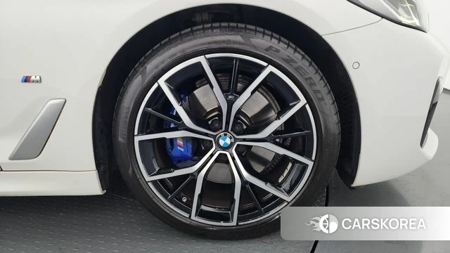 BMW 5 Series (G30) id 3832957 из Кореи 15