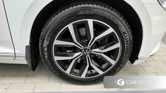 Volkswagen Passat GT (B8) id 3510185 из Кореи 15