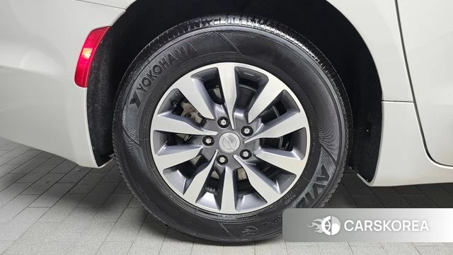 Chrysler Pacifica id 3954778 из Кореи 15