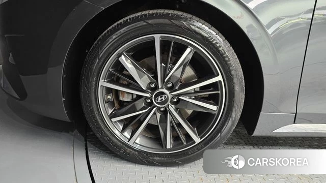 Hyundai The New Grandeur IG id 4712250 из Кореи 28