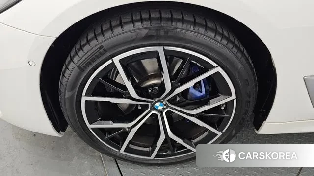 BMW 5 Series (G30) id 3555643 из Кореи 15