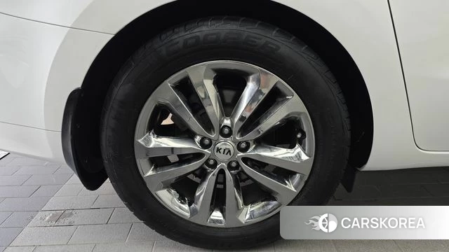 Kia All New Carnival id 4663085 из Кореи 27