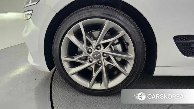 Genesis The New G70 id 3953310 из Кореи 15