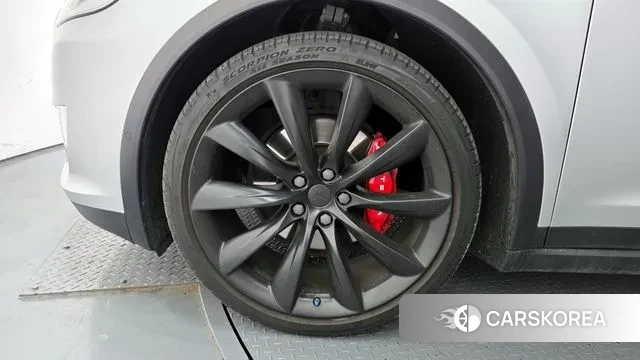 Tesla Model X id 3772922 из Кореи 15