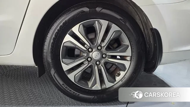 Kia The New Carnival id 3552278 из Кореи 15