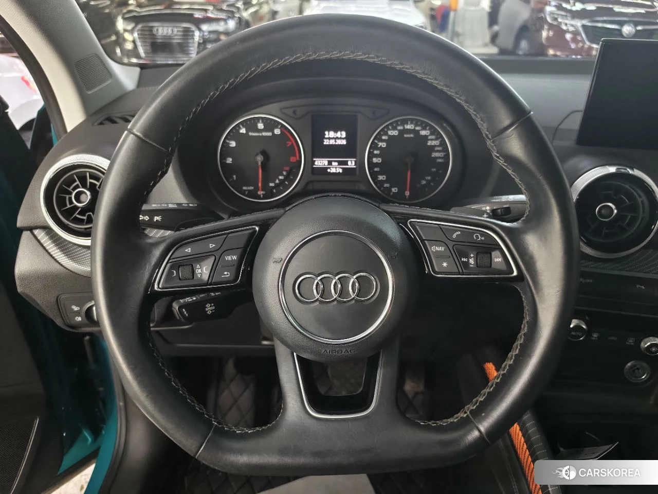Audi Q2L id 4426555 из Китая 17