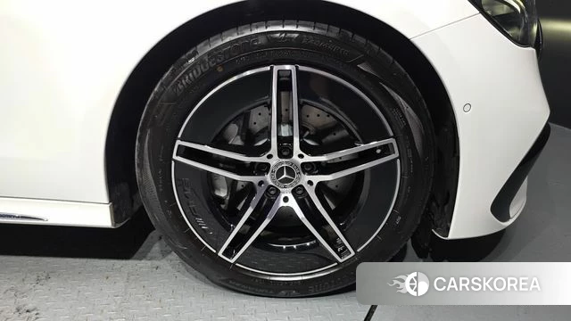 Mercedes-Benz E-Class W214 id 4734633 из Кореи 15