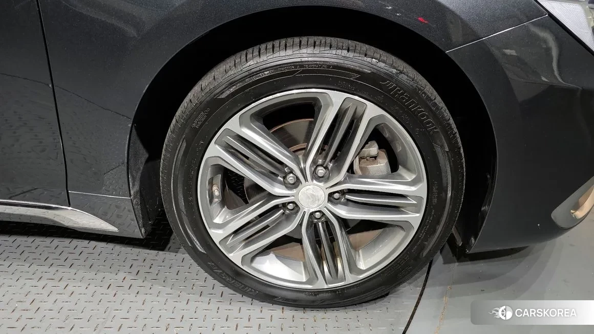 Hyundai Grandeur IG id 2086245 из Кореи 15