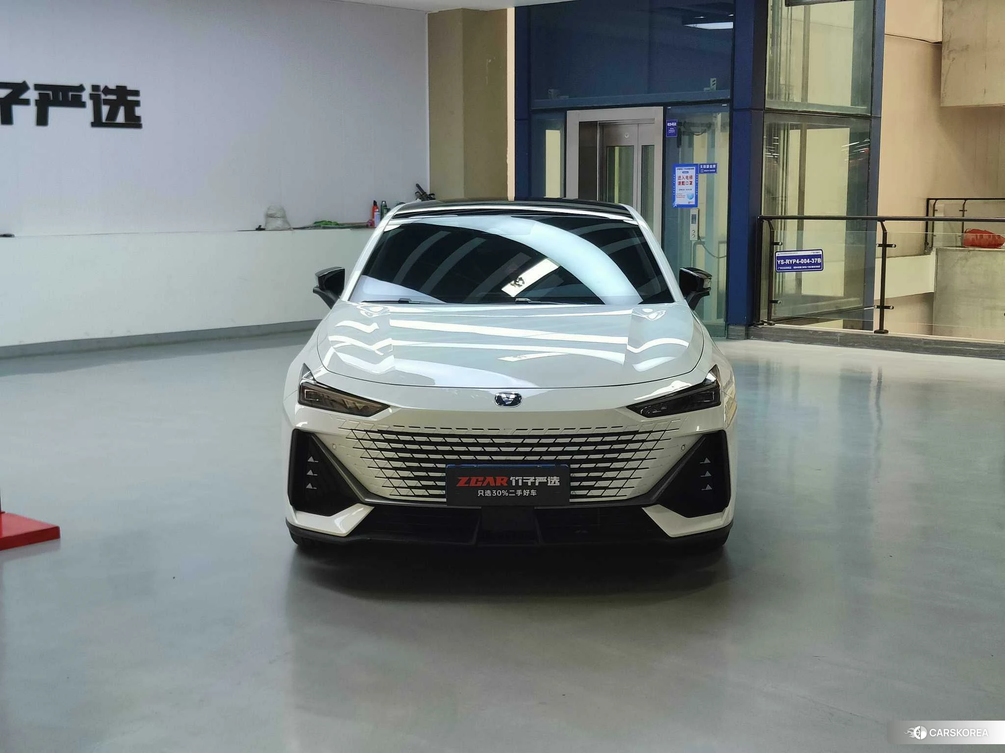 Chang'an UNI-V id 4468006 из Китая 38
