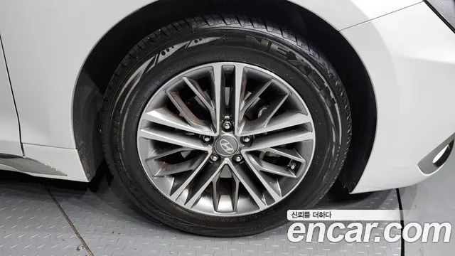 Hyundai Grandeur IG id 2870175 из Кореи 15