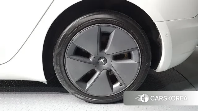 Tesla Model 3 id 3281157 из Кореи 15