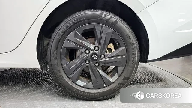 Hyundai Avante (CN7) id 2998521 из Кореи 15