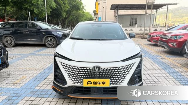 Chang'an UNI-T 2022 Белый из Китая, фото 5