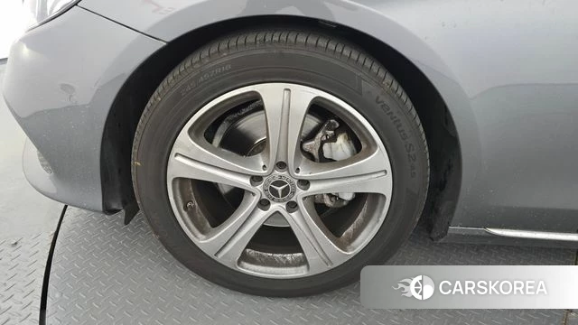 Mercedes-Benz E-Class W213 id 4339767 из Кореи 15