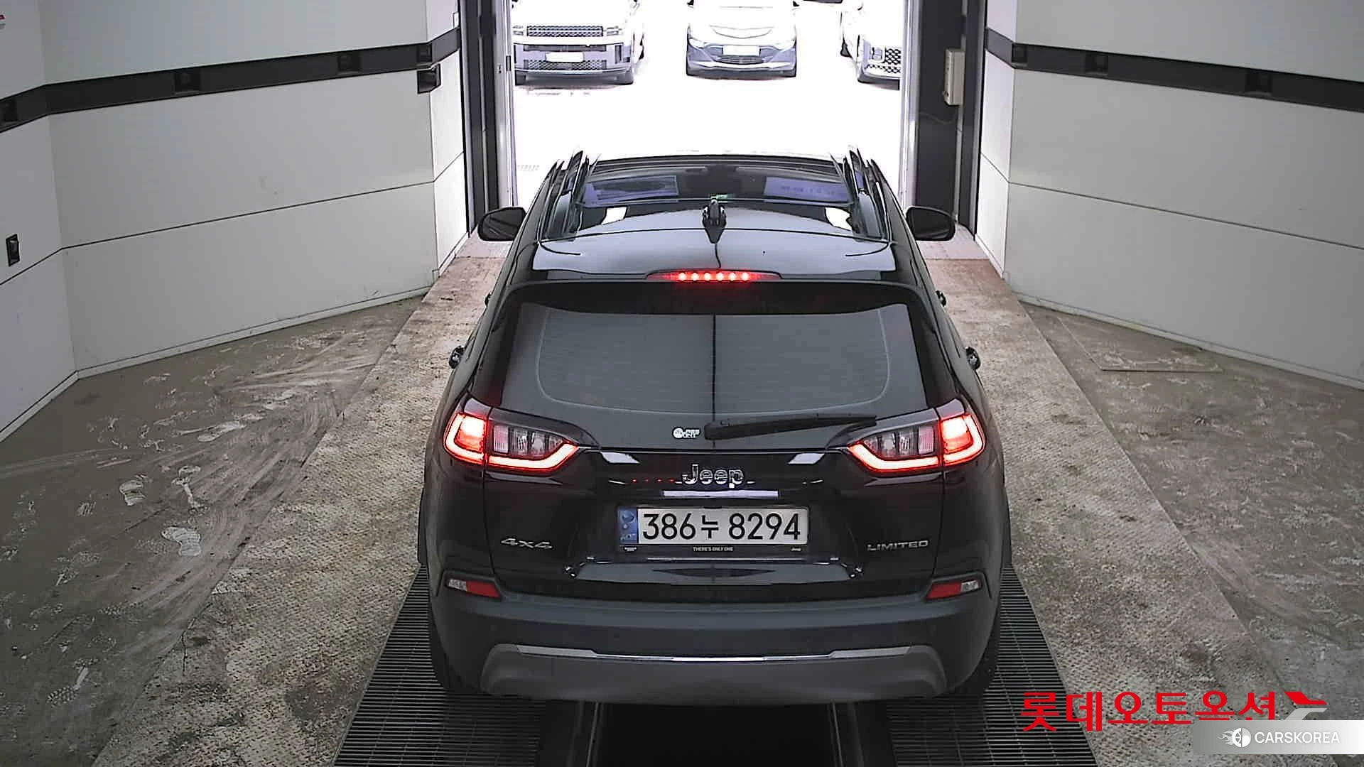 Jeep Straw Cherokee 2.4 AWD id 3875654 из Кореи 32