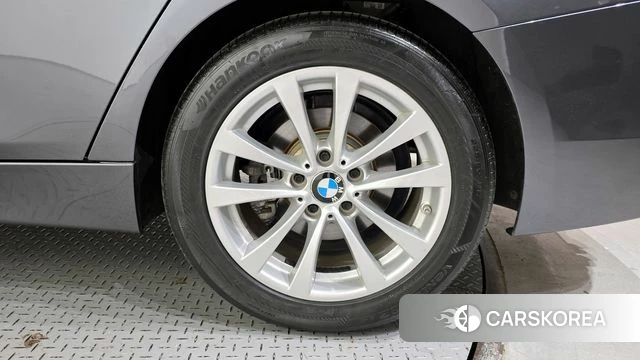 BMW 3 Series (F30) id 3796023 из Кореи 15