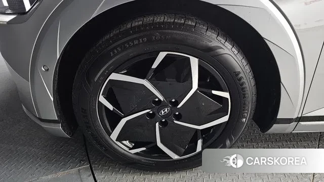 Hyundai Ionic 5 id 3649389 из Кореи 15