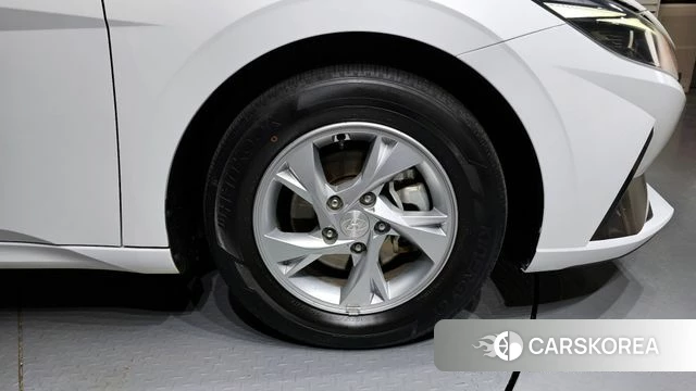 Hyundai Avante (CN7) id 3819185 из Кореи 15