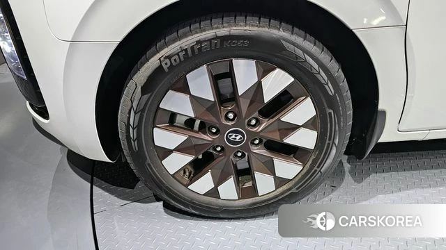 Hyundai Staria id 3892729 из Кореи 15