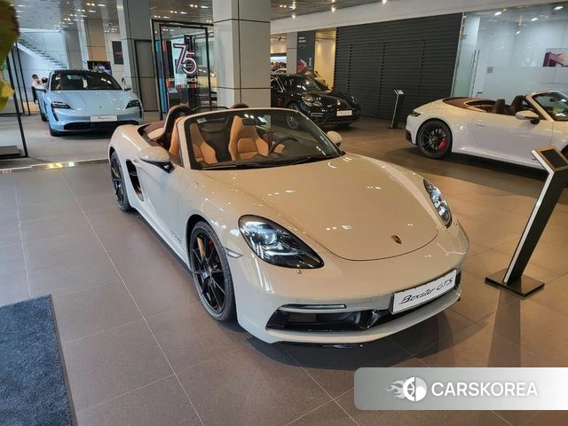 Porsche 718 Boxster 2023 Песочный из Кореи, фото 5