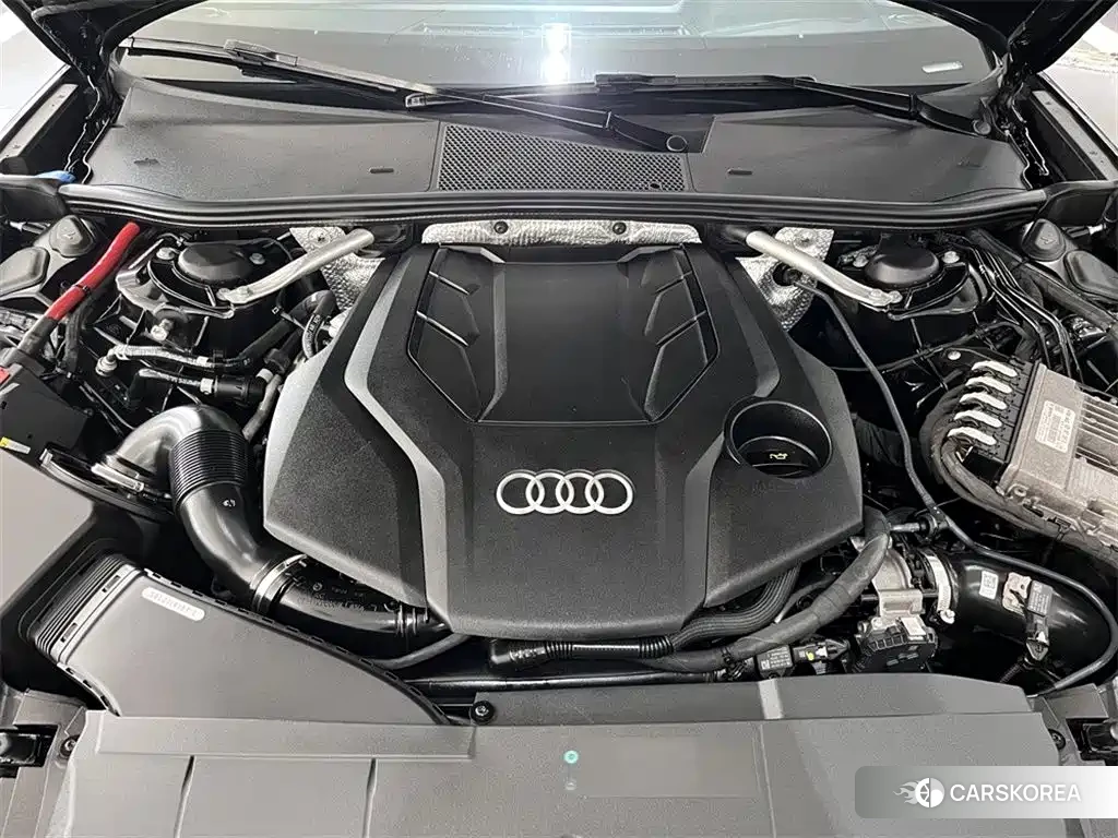 Audi A6L id 4600465 из Китая 9