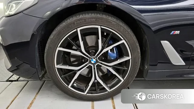 BMW 5 Series (G30) id 3044176 из Кореи 15