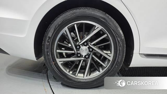 Hyundai The New Grandeur IG id 4245608 из Кореи 27