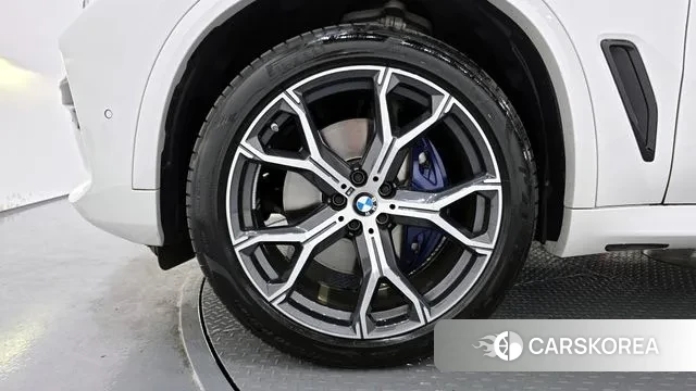 BMW X5 (G05) id 3366322 из Кореи 15