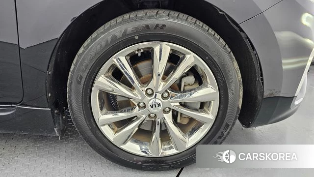 Kia The New Carnival id 3966260 из Кореи 15