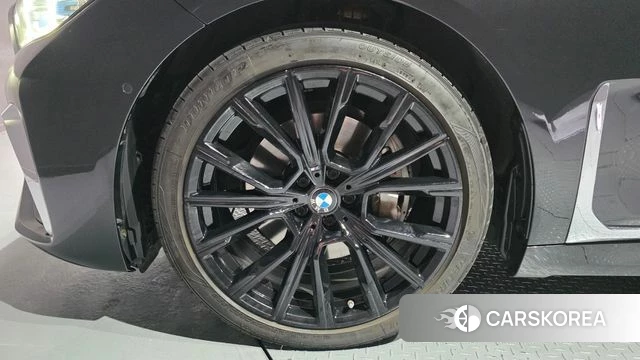 BMW 7 Series (G11) id 4446201 из Кореи 28