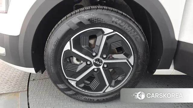 Kia Di Ol Nu Niro id 3746066 из Кореи 15