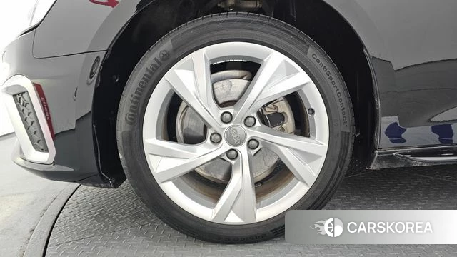 Audi A4 (B9) id 3954760 из Кореи 15