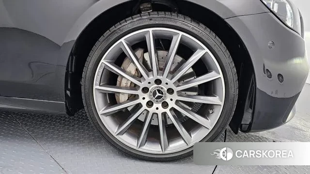 Mercedes-Benz E-Class W213 id 3556096 из Кореи 15