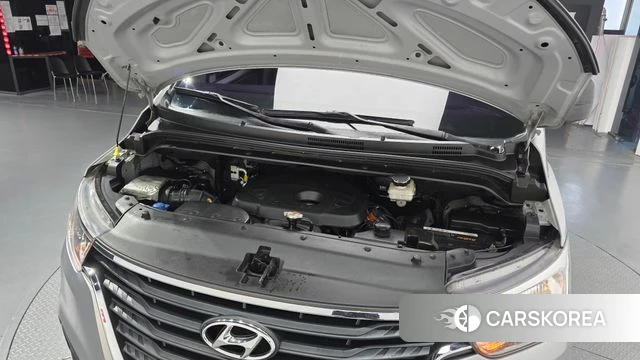 Hyundai The New Grand Starex id 4325859 из Кореи 26
