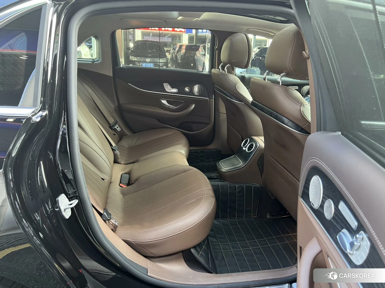 Mercedes-Benz E-class id 4493286 из Китая 20
