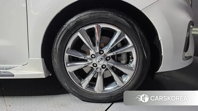 Kia The New Carnival id 3469887 из Кореи 15