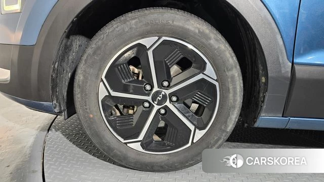 Kia Di Ol Nu Niro id 3851576 из Кореи 15